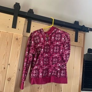 Women’s magenta bandana print zip hoodie